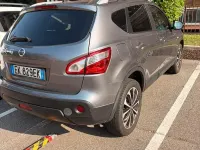 Usata Nissan Qashqai 131 CV (96 kW) 2011 Grigio SUV