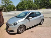 Usata Peugeot 208 2017 Grigio Utilitaria