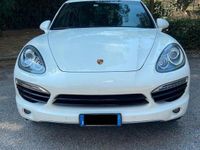 Usata Porsche Cayenne 245 CV (180 kW) 2011 Bianco SUV