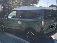 Usata Ford Tourneo Courier 125 CV (91 kW) 2024 Verde Monovolume