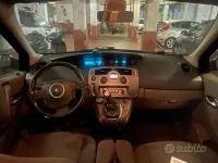 Usata Renault Scenic E-Tech 110 CV (80 kW) 2008 Grigio Monovolume