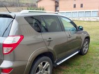 usata Toyota RAV4 2.0i 16V cat 5 porte