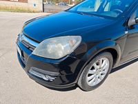 Usata Opel Astra Cosmo 120 CV (88 kW) 2007 Nero Station wagon