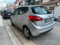 Usata Kia Venga 90 CV (66 kW) 2014 Grigio Utilitaria