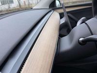 Usata Tesla Model Y 152 kW (208 CV) 2022 Grigio SUV