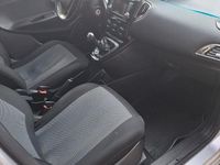 Usata Lancia Ypsilon 95 CV (69 kW) 2016 Grigio Utilitaria