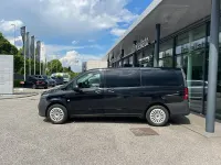 Begagnad Mercedes Vito 136 HK (100 kW) 2022 Svart Van
