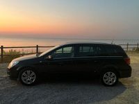 Usata Opel Astra 110 CV (80 kW) 2009 Nero Station wagon