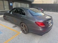 Gebraucht Mercedes E220 AMG line 194 PS (142 kW) 2018 Grau Limousine