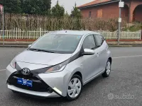 Second-hand Toyota Aygo 69 CP (50 kW) 2016 Gri Hatchback