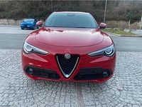 Usata Alfa Romeo Stelvio 180 CV (132 kW) 2018 Rosso SUV