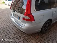 Usata Volvo V70 Momentum 136 CV (100 kW) 2014 Argento Station wagon
