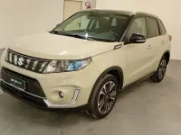 Usata Suzuki Vitara 140 CV (102 kW) 2018 Beige SUV