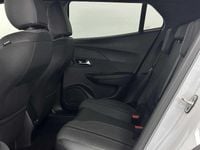 Usata Peugeot 2008 Allure 102 CV (75 kW) 2025 Bianco SUV