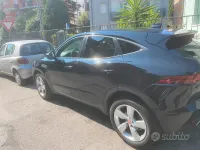 Usata Jaguar E-Pace 179 CV (131 kW) 2018 Bluazzurro SUV
