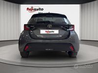 Usata Toyota Yaris Hybrid Active 116 CV (85 kW) 2025 Dark grey met Utilitaria