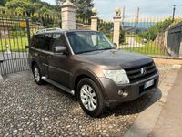 Usata Mitsubishi Pajero Instyle 200 CV (147 kW) 2010 Marrone SUV