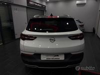Usata Opel Crossland X 120 CV (88 kW) 2018 Bianco SUV