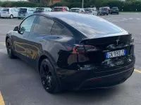 Usata Tesla Model Y 189 kW (258 CV) 2023 Nero SUV