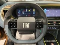 Nuova Fiat Grande Panda La Prima 110 CV (80 kW) 2025 Marrone Utilitaria