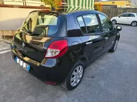 Usata Renault Clio II Dynamique 75 CV (55 kW) 2010 Nero Berlina