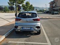 Usata MG ZS 106 CV (77 kW) 2023 Grigio Berlina