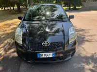 Usata Toyota Yaris 87 CV (63 kW) 2008 Nero Utilitaria