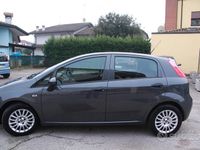 Usata Fiat Punto Lounge 95 CV (69 kW) 2017 Grigio Utilitaria