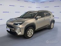 Usata Toyota Yaris Cross Active 92 CV (67 kW) 2025 Grigio SUV