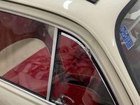 Usata Fiat 500 18 CV (13 kW) 1965 Beige Utilitaria