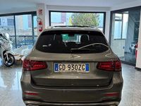 Usata Mercedes GLC220 Premium 194 CV (142 kW) 2019 Grigio Station wagon