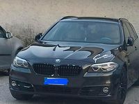 Usata BMW 520 Luxury Line 190 CV (139 kW) 2014 Nero Station wagon