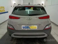 Usata Hyundai Kona 120 CV (88 kW) 2023 Grigio metallizzato SUV