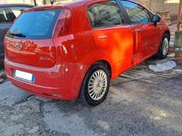 Usata Fiat Grande Punto Dynamic 65 CV (47 kW) 2007 Rosso Utilitaria