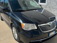 Usata Lancia Voyager 163 CV (119 kW) 2012 Nero Monovolume