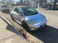 usata VW Beetle NewCabrio 1.6