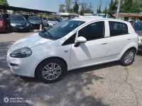 Usata Fiat Punto Lounge 69 CV (50 kW) 2016 Bianco Utilitaria