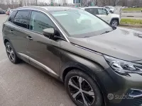 Usata Peugeot 3008 131 CV (96 kW) 2018 SUV