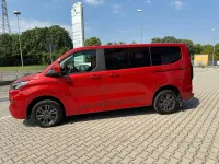 Usata Ford Tourneo Custom 150 CV (110 kW) 2024 Rosso metalizzato Furgone