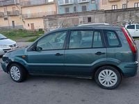 Usata Ford Fusion 68 CV (50 kW) 2003 Verde Berlina