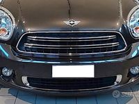 Usado Mini Cooper D Countryman Business 111 HP (81 kW) 2014 Castanho SUV