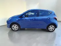 Usata Hyundai i10 67 CV (49 kW) 2017 Blu pastello Utilitaria