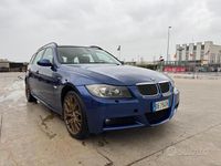 Usata BMW 330 Efficient Dynamics 300 CV (220 kW) 2007 Blu Station wagon