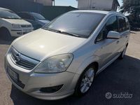 Usata Opel Zafira Cosmo 140 CV (102 kW) 2010 Grigio Monovolume