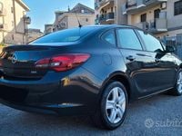 Usata Opel Astra Cosmo 110 CV (80 kW) 2015 Blu Berlina