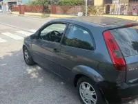 Usata Ford Fiesta 68 CV (50 kW) 2005 Bluazzurro Utilitaria
