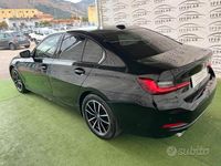 Usata BMW 318 190 CV (139 kW) 2023 Nero Berlina