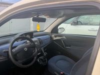 Usata Lancia Ypsilon 70 CV (51 kW) 2006 Giallo Utilitaria
