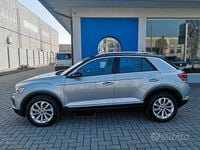Usata VW T-Roc Style 116 CV (85 kW) 2025 Grigio SUV