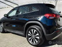 Usata Mercedes GLA180 116 CV (85 kW) 2022 Nero notte SUV